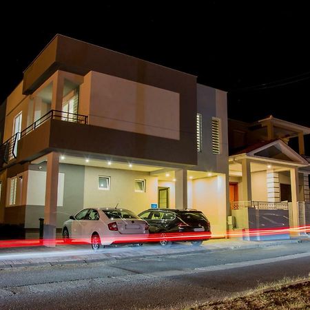 Aparthotel Vila Manuela Gewgelija Zewnętrze zdjęcie