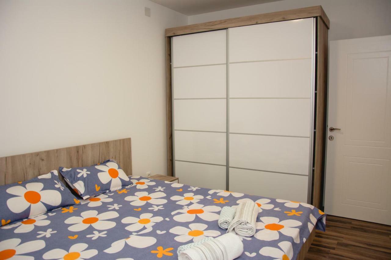 Aparthotel Vila Manuela Gewgelija Zewnętrze zdjęcie