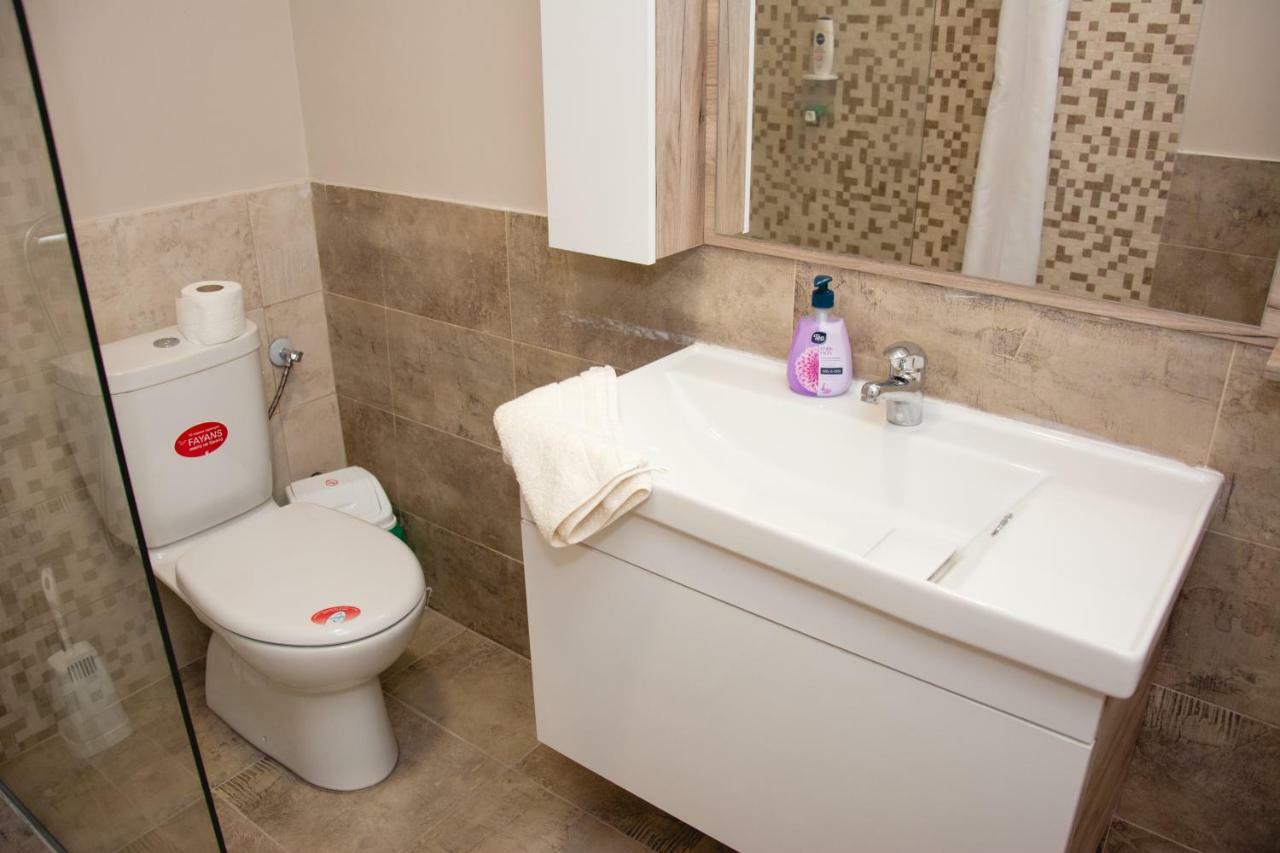 Aparthotel Vila Manuela Gewgelija Zewnętrze zdjęcie