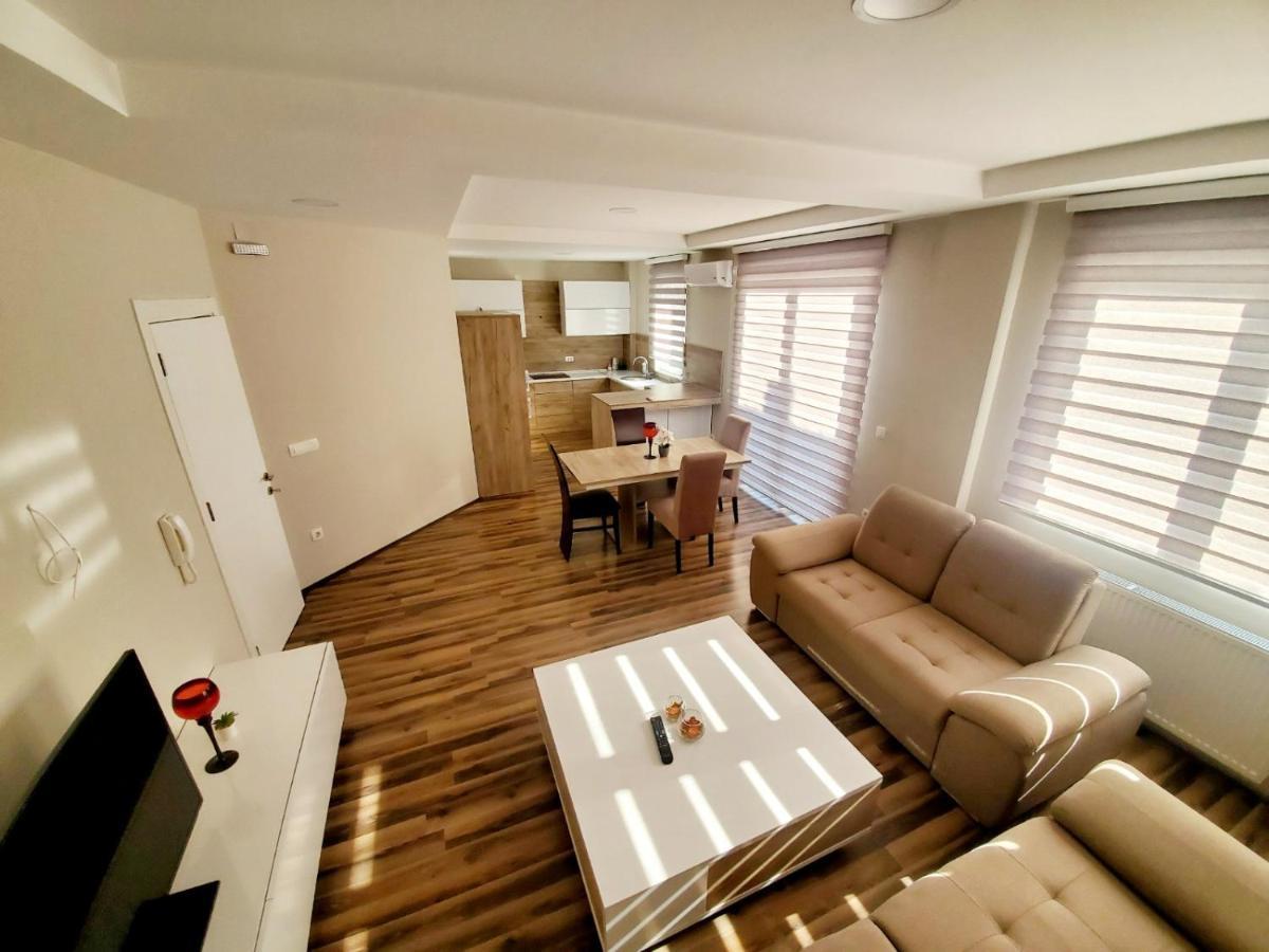 Aparthotel Vila Manuela Gewgelija Zewnętrze zdjęcie